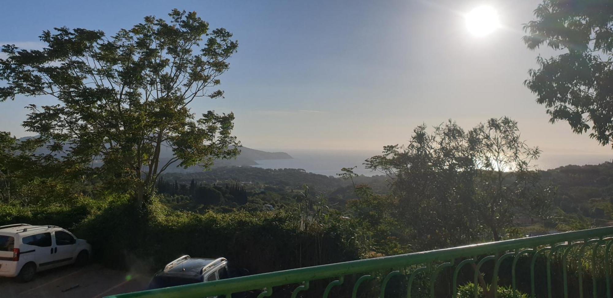 Casa Maddi Con Vista Mare Vicinissima Al Centro Isola D'elba Appartement