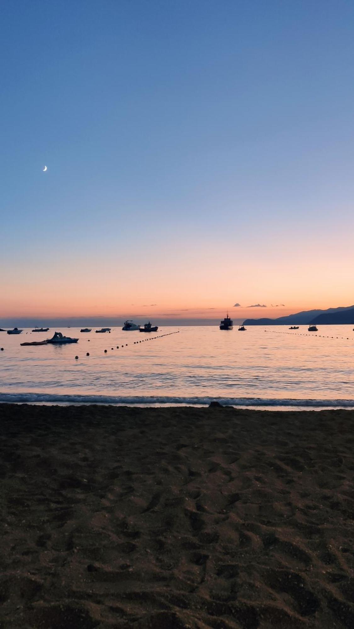 Casa Maddi Con Vista Mare Vicinissima Al Centro Isola D'elba *